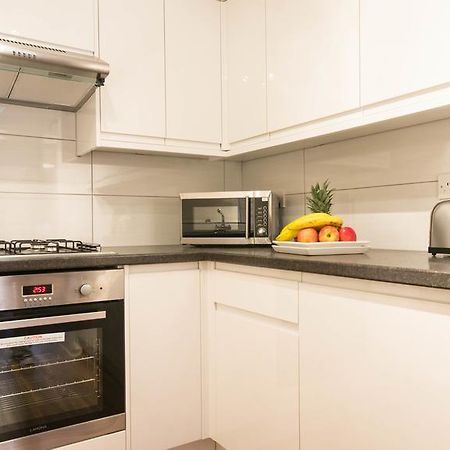 Arnos Apartments Finchley Bagian luar foto