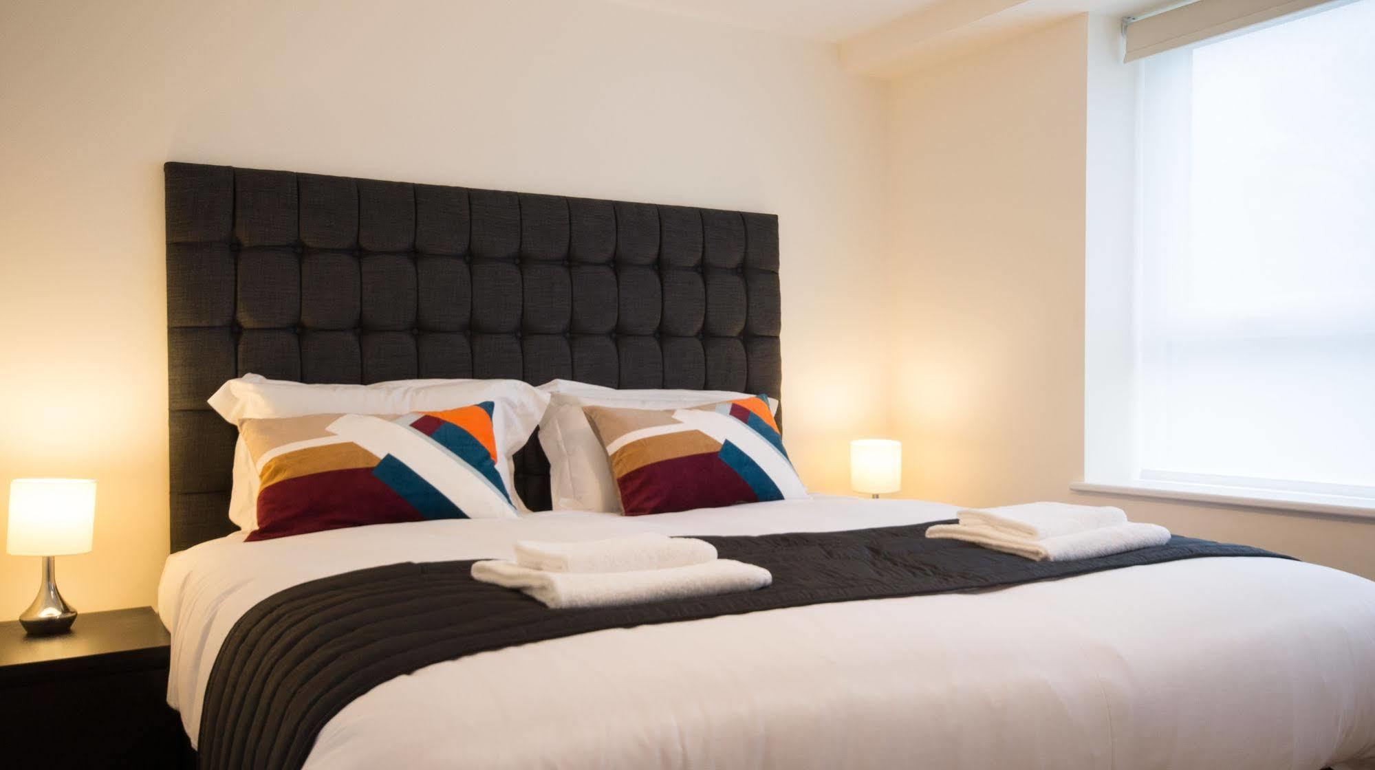 Arnos Apartments Finchley Bagian luar foto