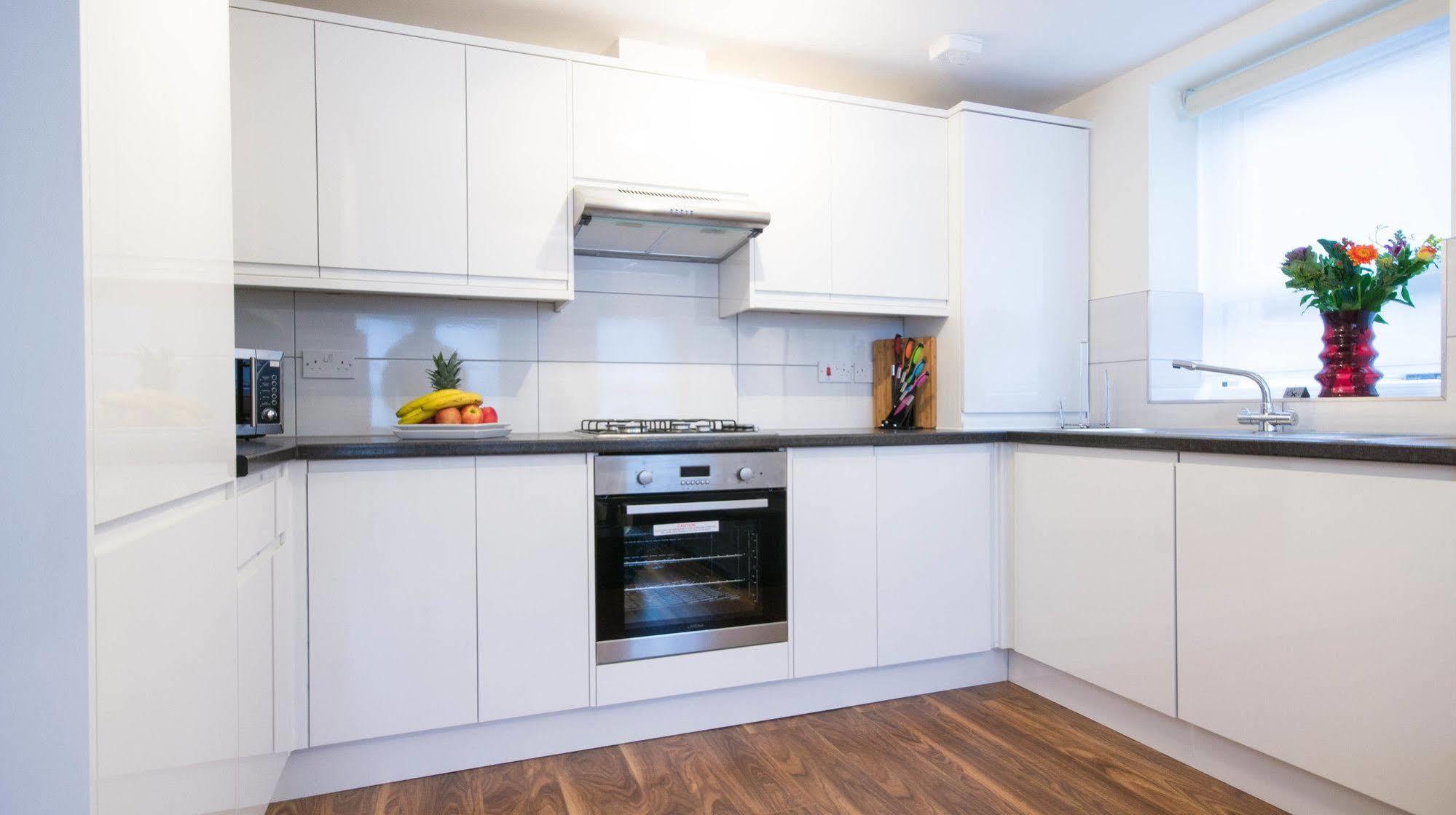 Arnos Apartments Finchley Bagian luar foto
